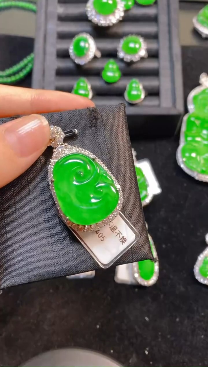【闪购商品】翡翠吊坠银S925镶嵌吊坠