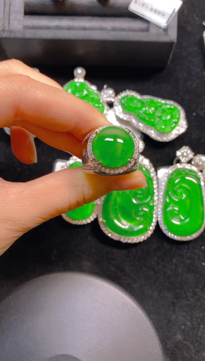 【闪购商品】翡翠戒指银S925镶嵌戒指