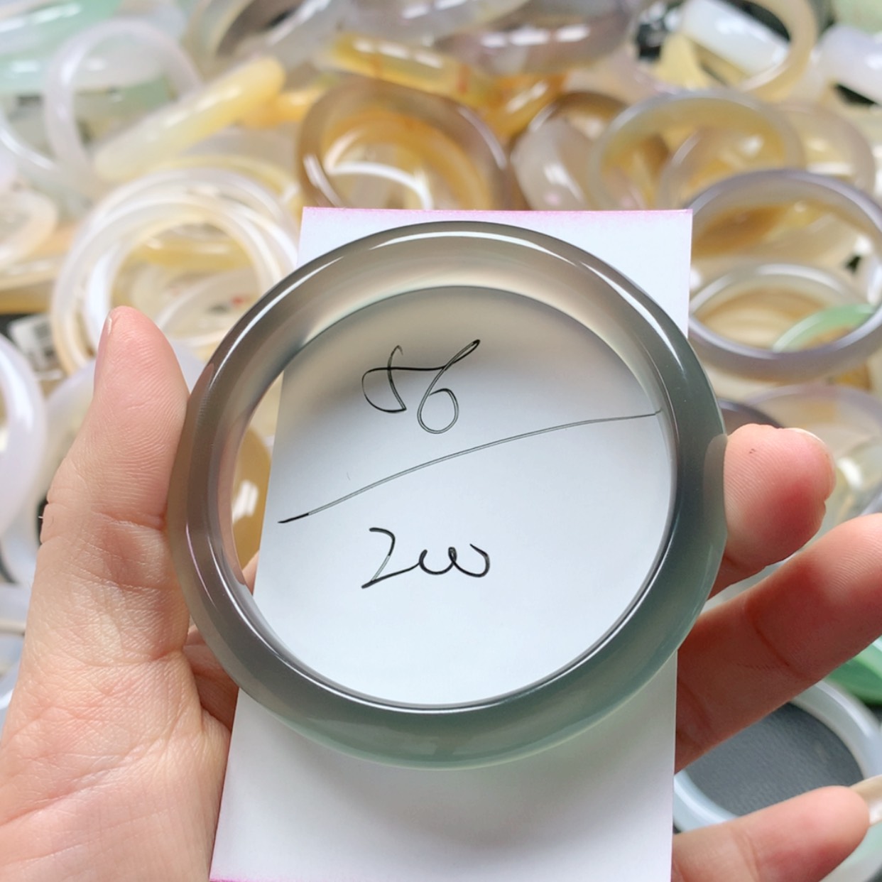 【闪购商品】玛瑙/玉髓手镯未镶嵌