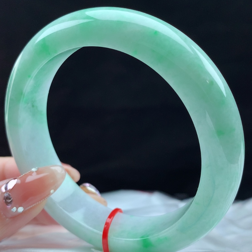 【闪购商品】翡翠手镯未镶嵌90100255