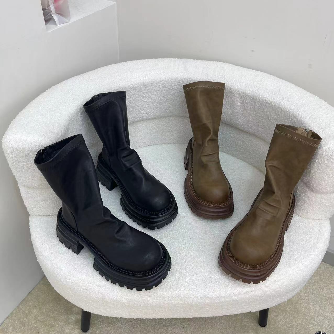 《唐宁街》时尚百搭复古厚底潮流秋季瘦瘦靴韩版中筒休闲女靴圆头