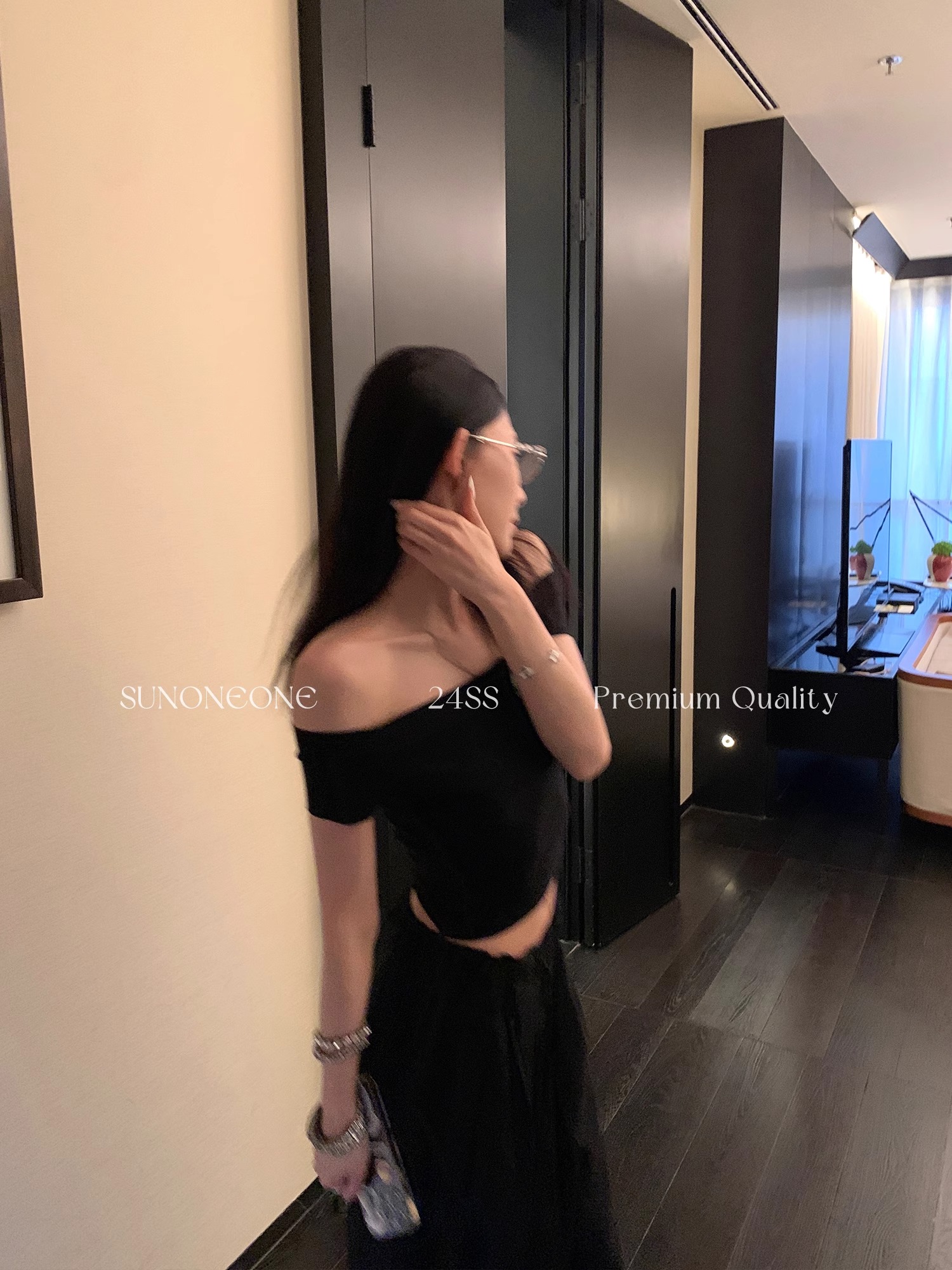 简约一字肩T恤女正肩短袖白色修身显瘦设计感短款上衣