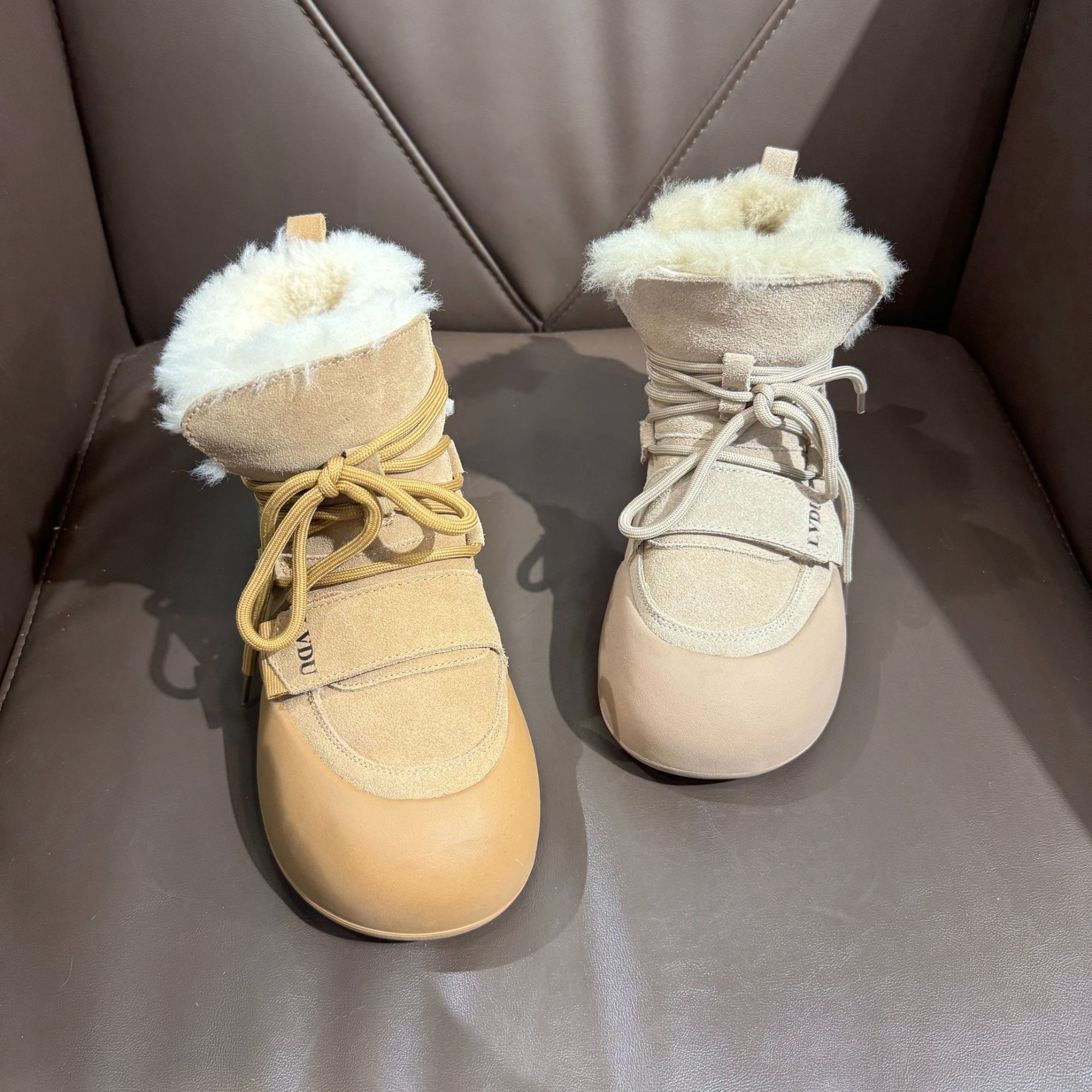 春天家品牌2024年冬季新款时尚厚底翻毛皮真毛加厚保暖防滑雪地靴