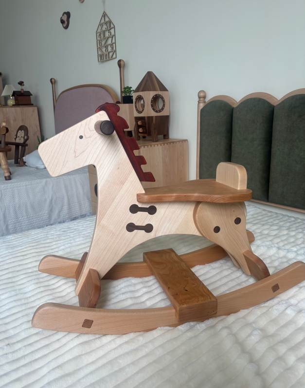 沐沐的房间创意简约客厅家用小马摇摇凳