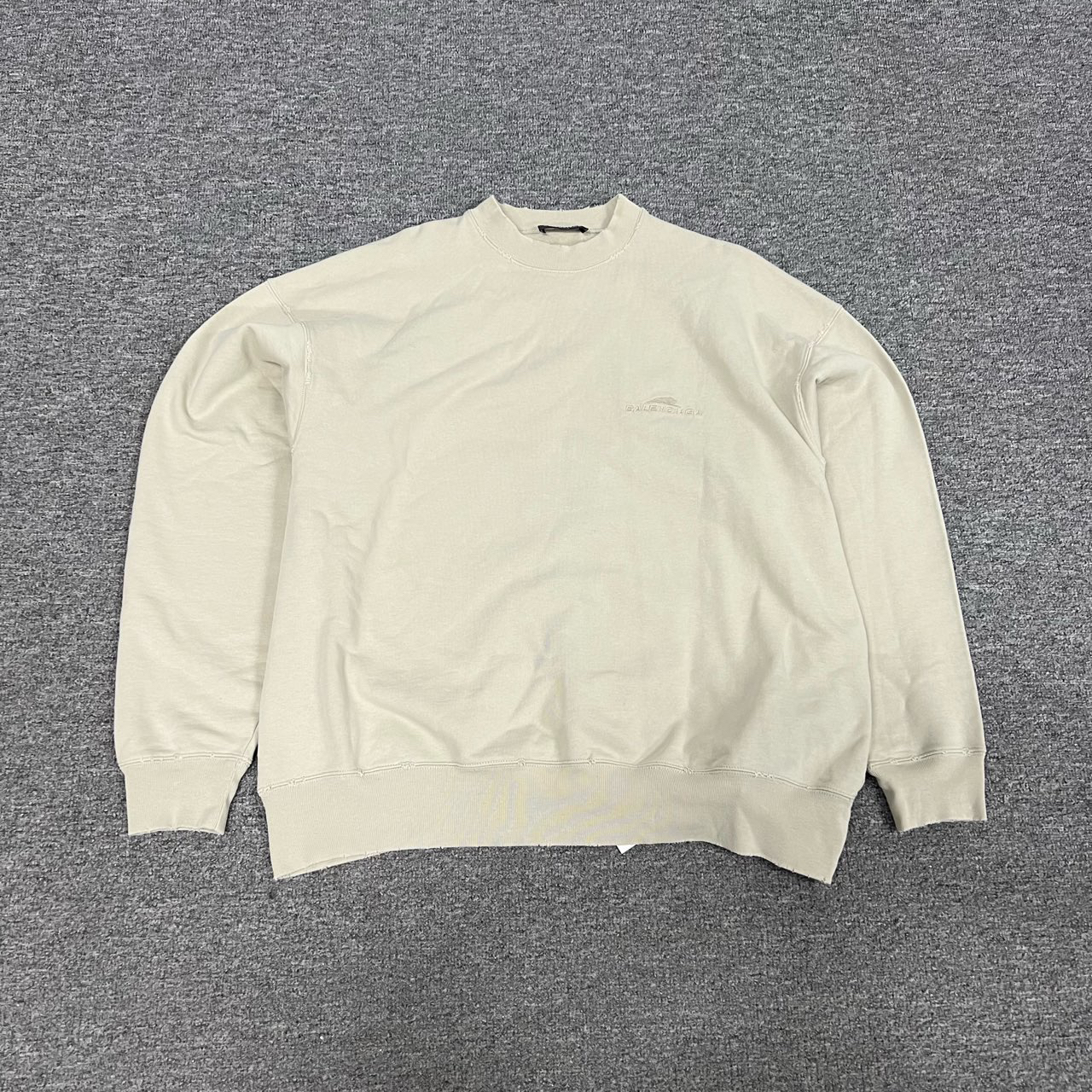 99新 Balenciaga/巴黎世家 巴黎世家米色卫衣 xs 码
