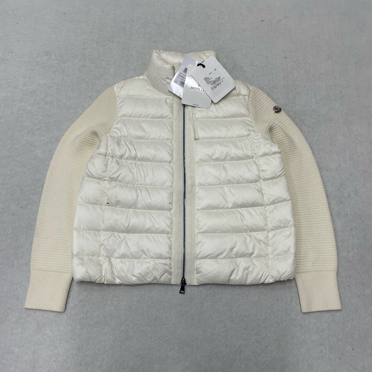 全新未使用  Moncler 蒙口 拼接羽绒服 m码