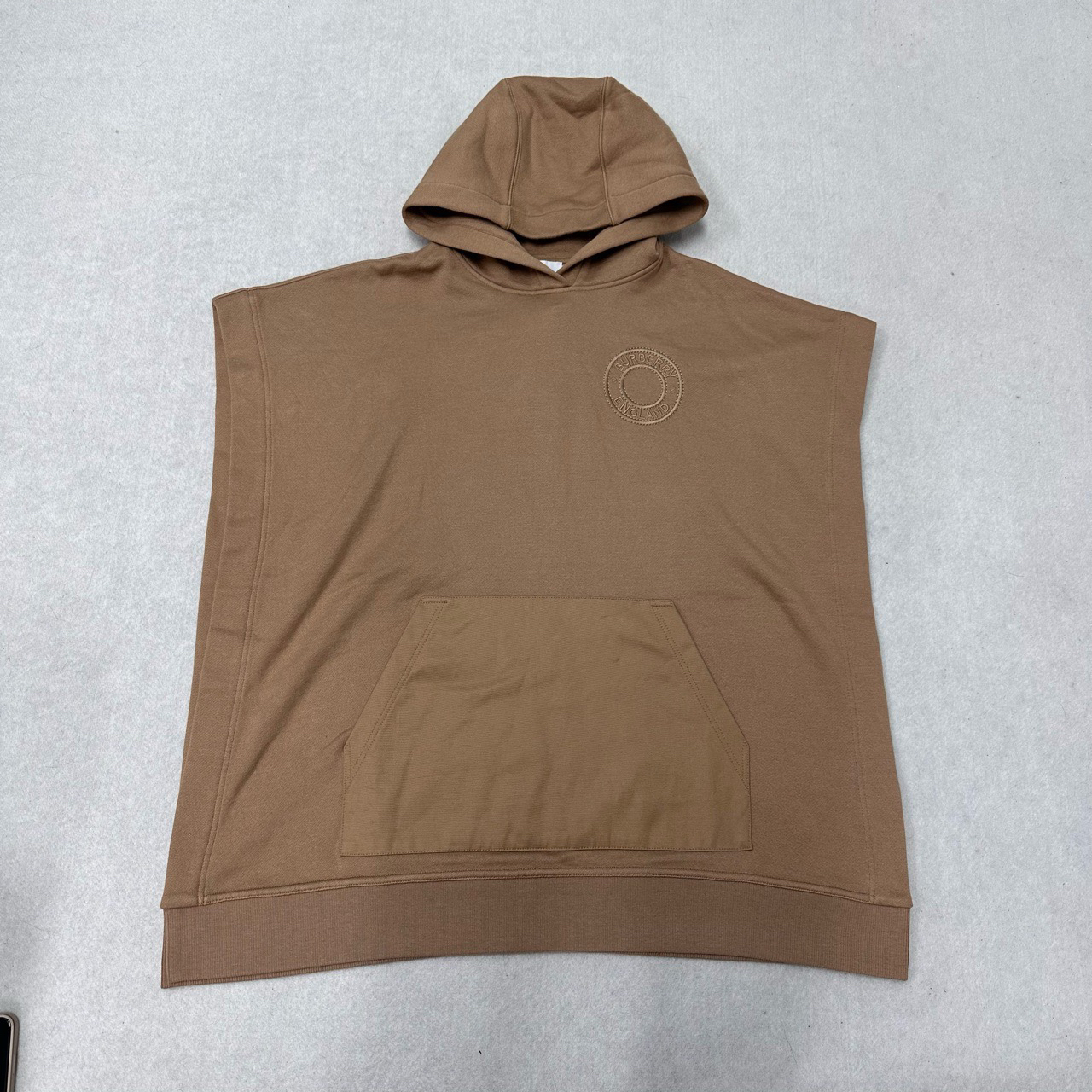 99新 BURBERRY/博柏利 Burberry 连帽斗篷罩衫卡其色