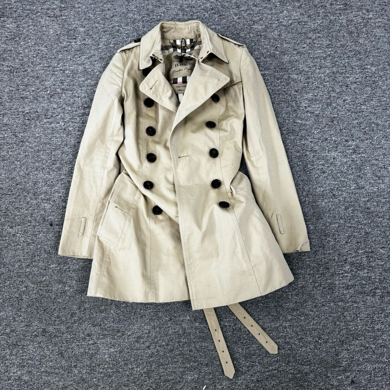 99新 BURBERRY/博柏利 burberry 双皇冠 风衣uk2