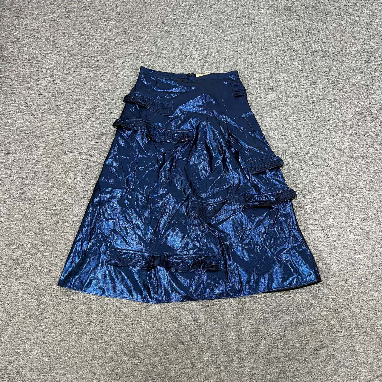 全新未使用 BURBERRY/博柏利 Burberry uk6金属色半身裙