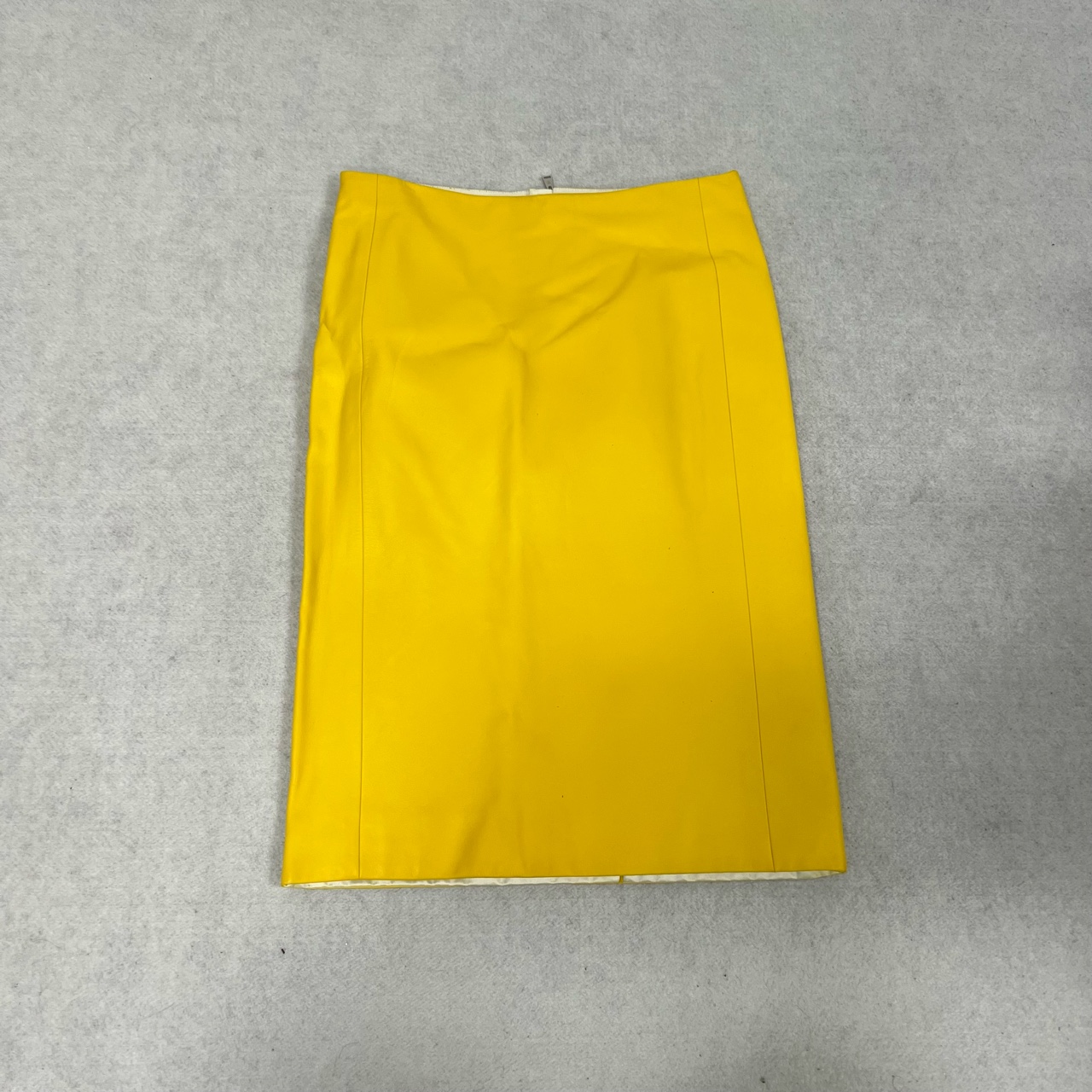 99新 AMIPARIS lv    黄色半身裙