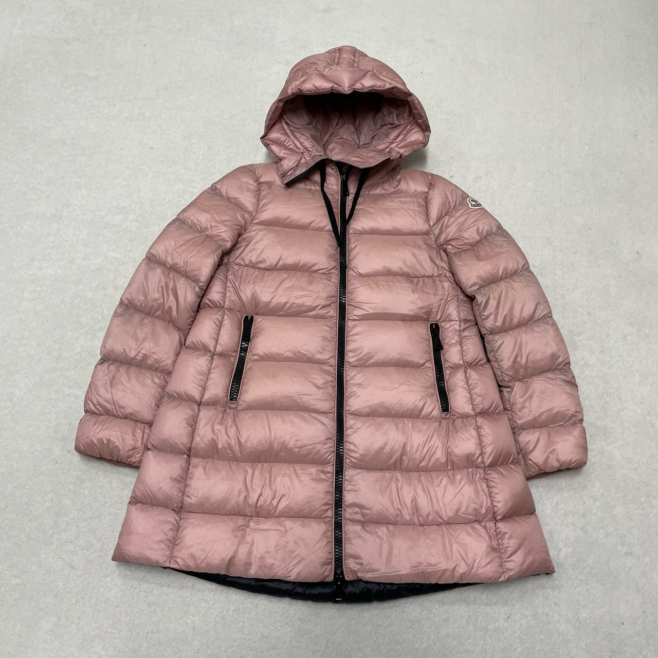 99新 MONCLER 蒙口 粉色 suyen 羽绒服1码