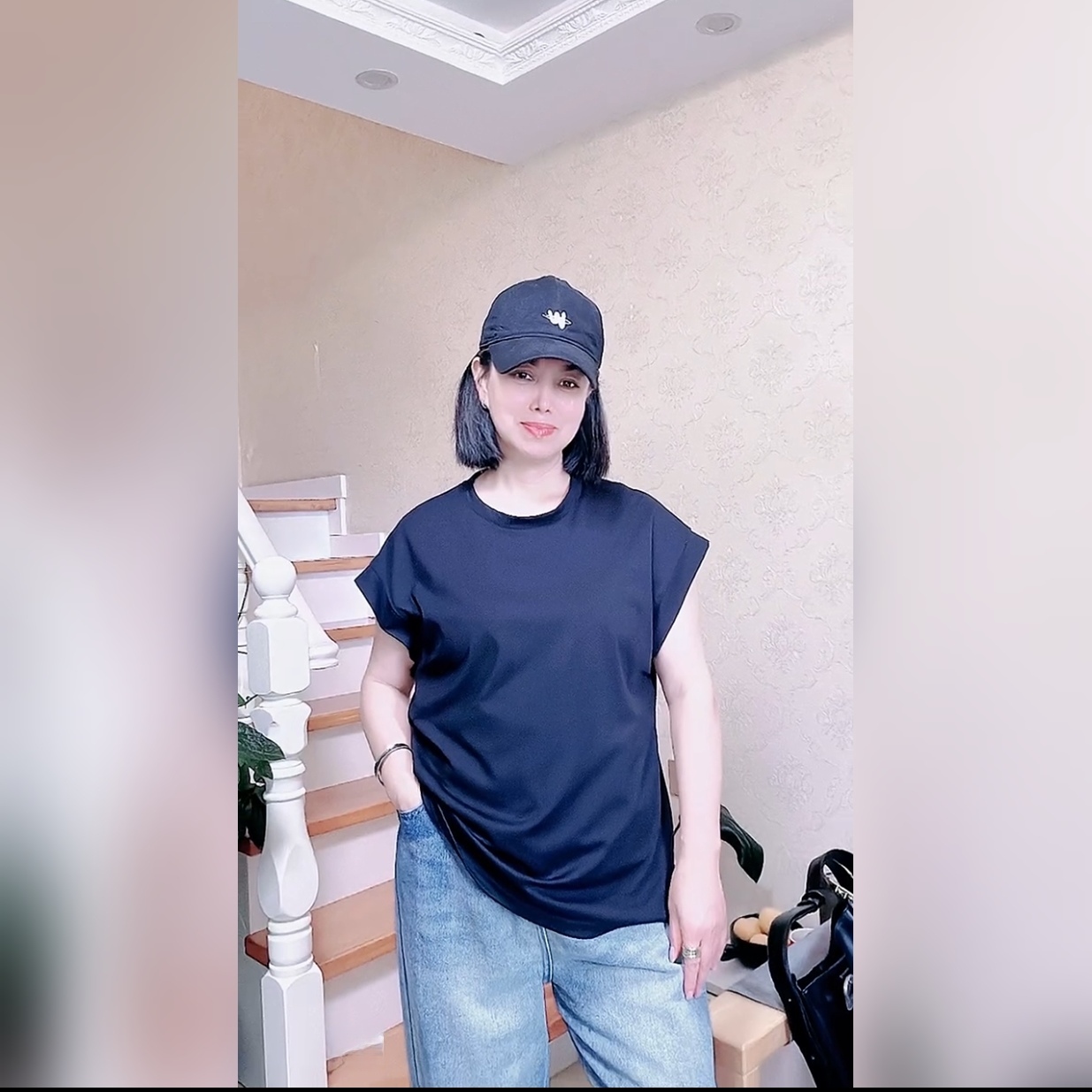 晓晏_服饰 简约时尚百搭大码款飞机袖体恤衫