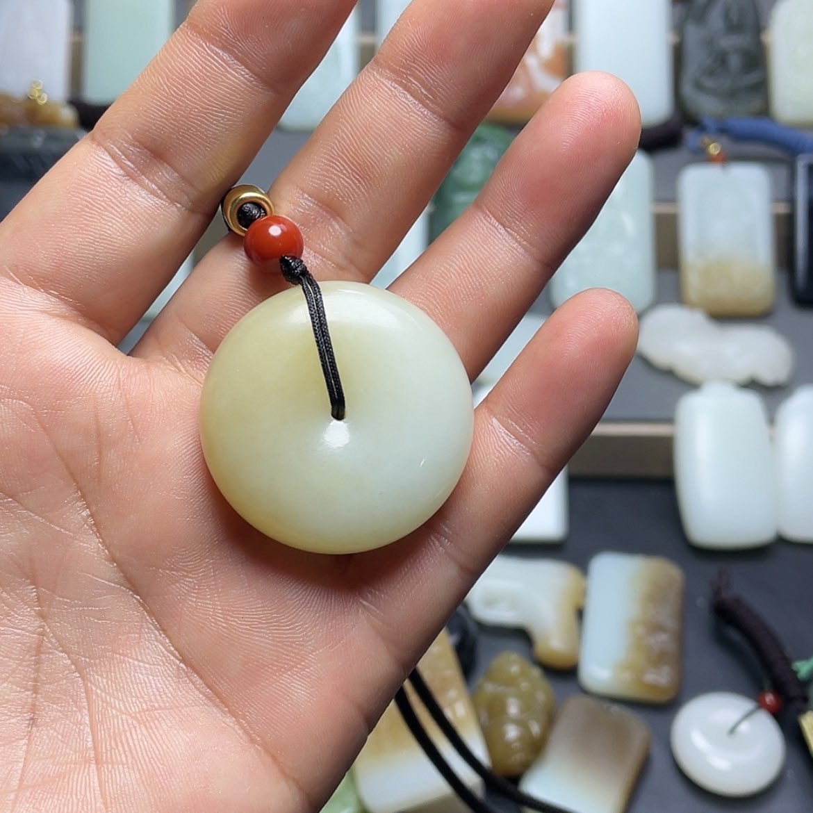 【闪购商品】和田玉吊坠(不含链)未镶嵌淡*