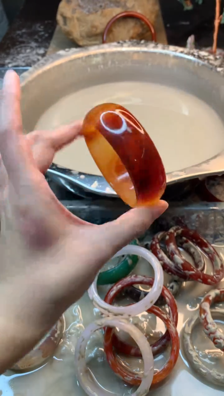 【闪购商品】玛瑙/玉髓手镯未镶嵌63