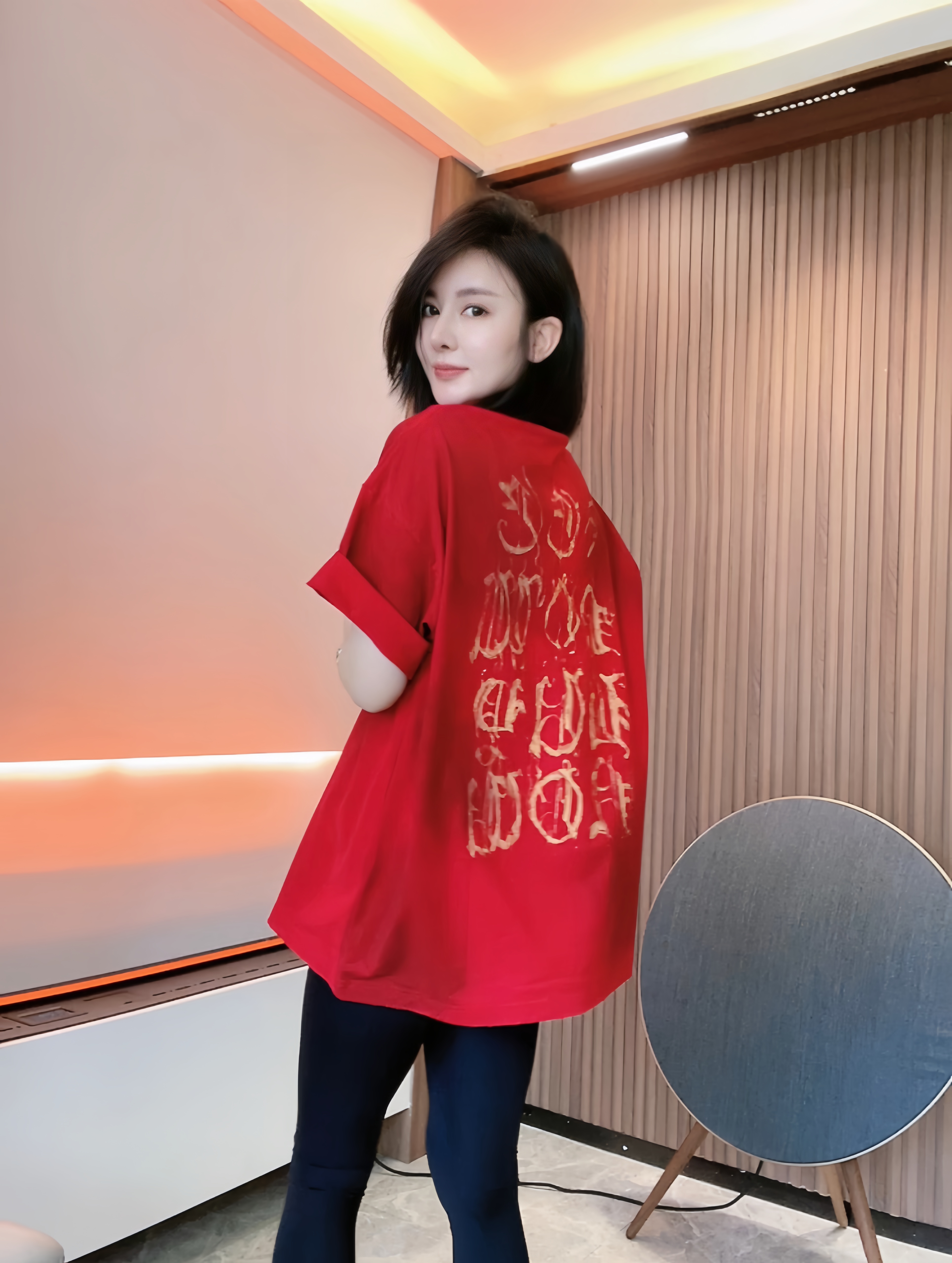 【哝哝服饰】2023年春秋新款做旧火焰字母印花休闲短袖202-109272