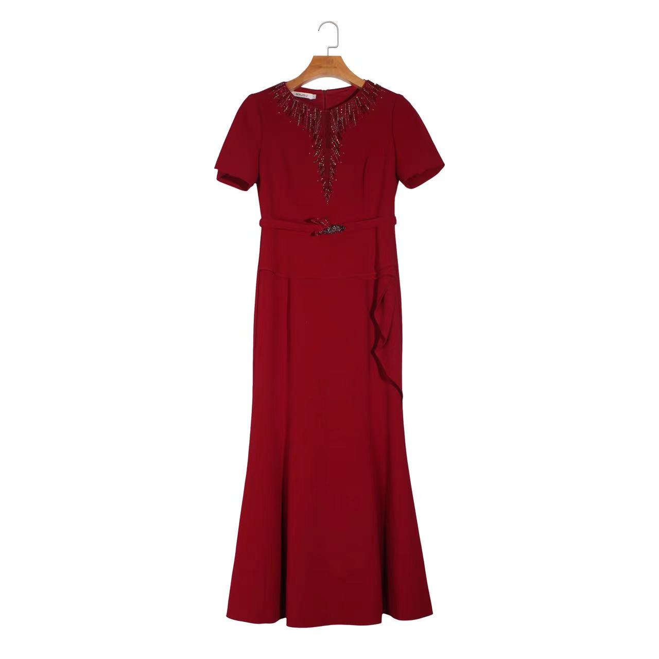 2404-喜婆婆喜妈妈设计师轻奢气质显瘦流光风连衣裙婚礼礼服