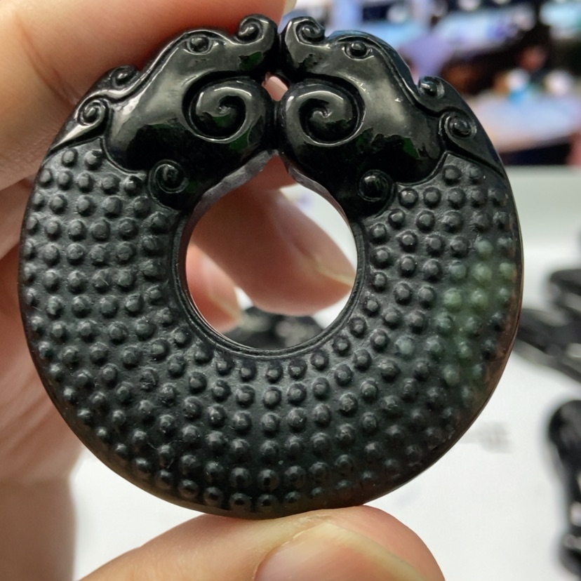 【闪购商品】翡翠颈饰未镶嵌