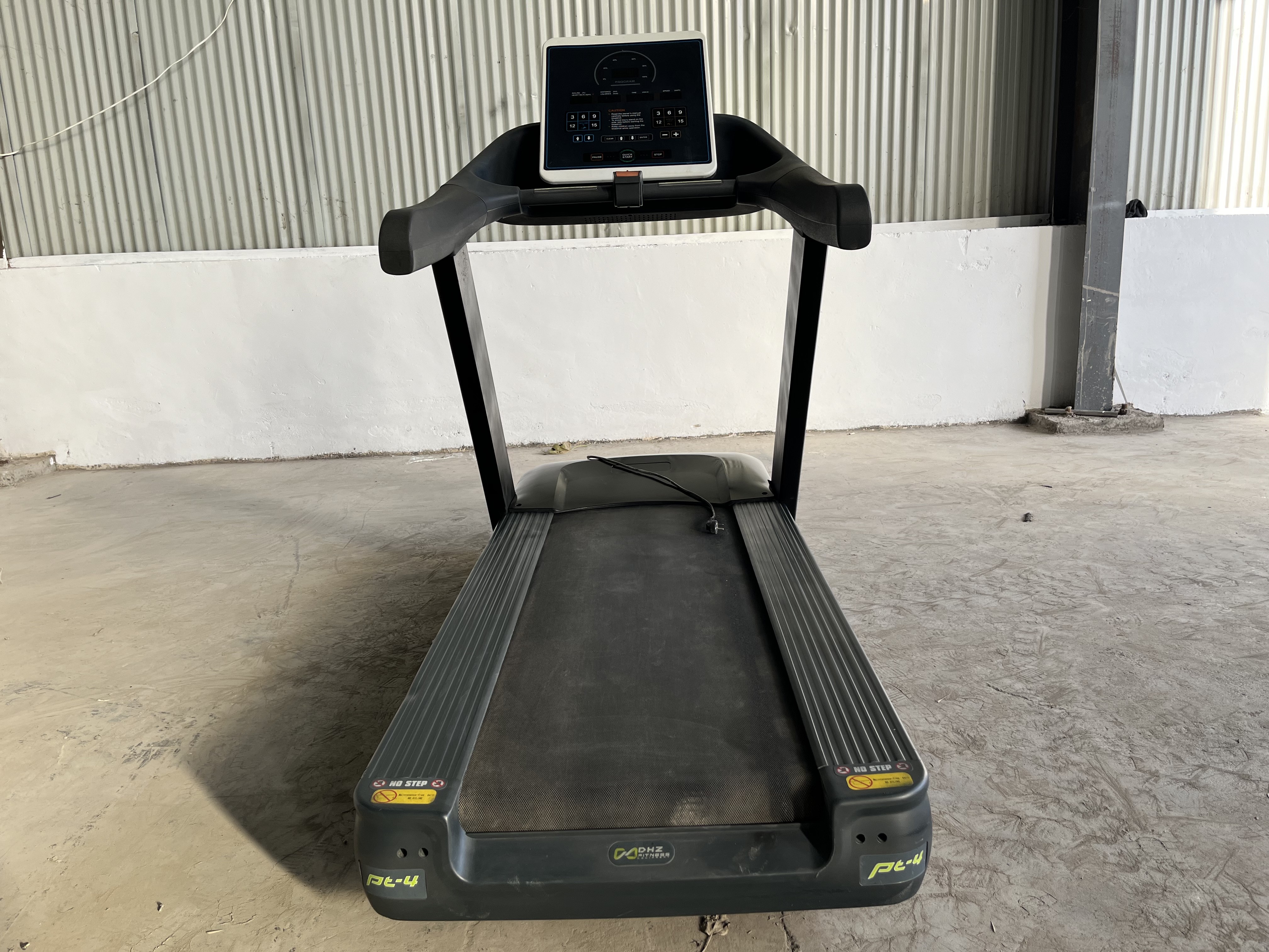 商用跑步机大胡子8400