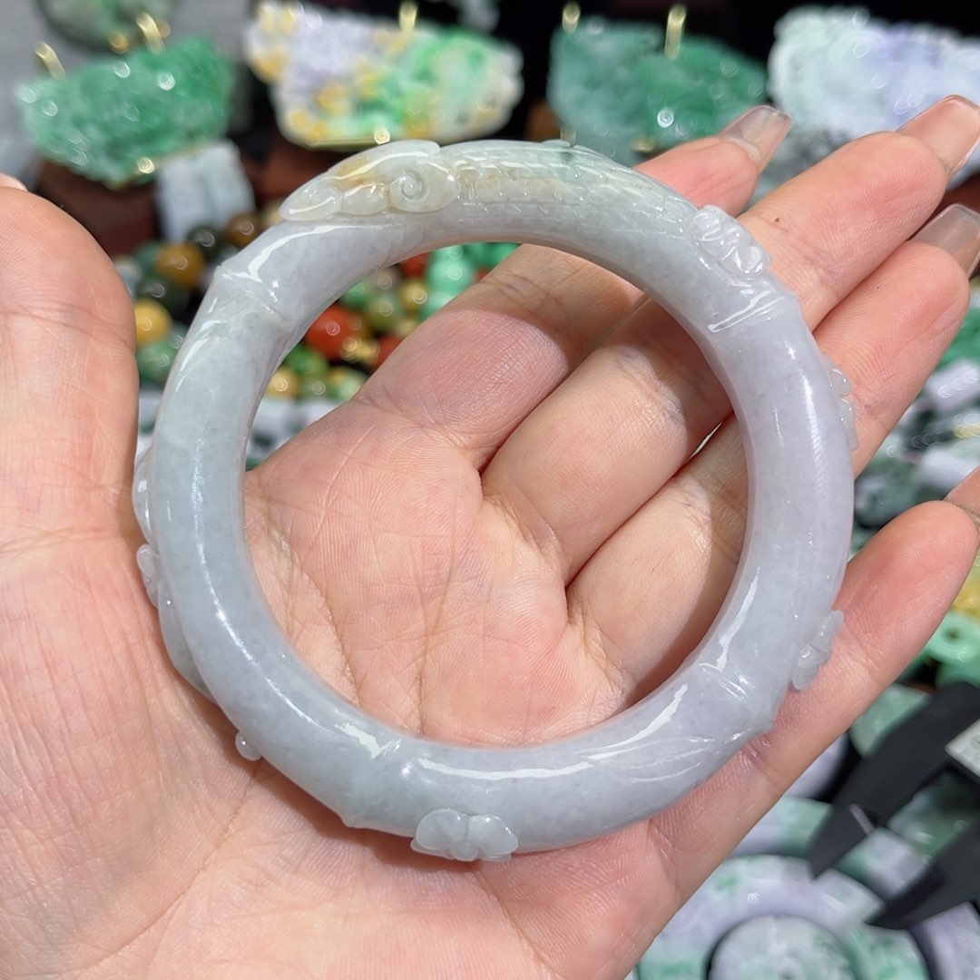 翡翠手镯未镶嵌待编织58