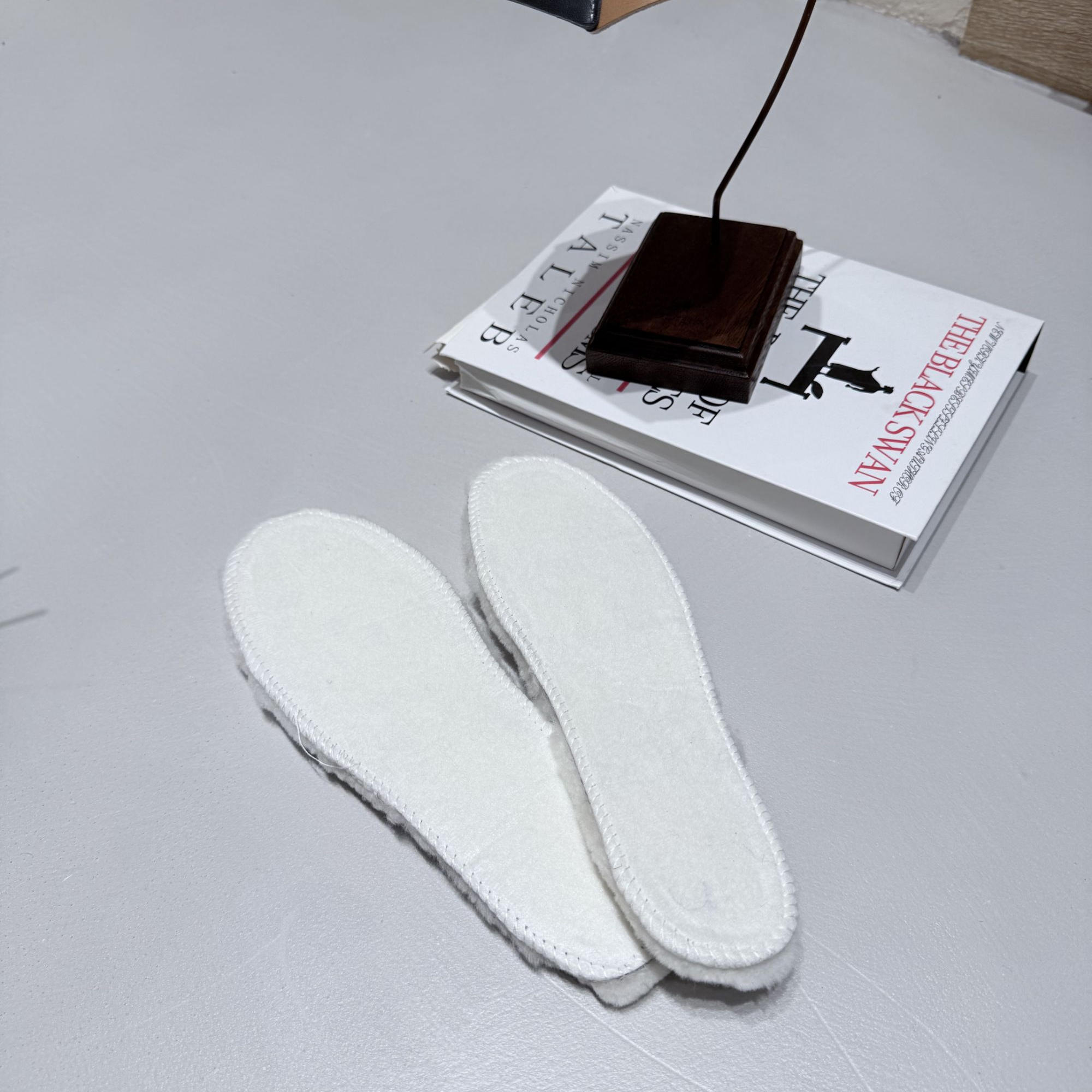 一组两双  情侣款柔软舒适透气保暖羊毛鞋垫 休闲冬季吸汗