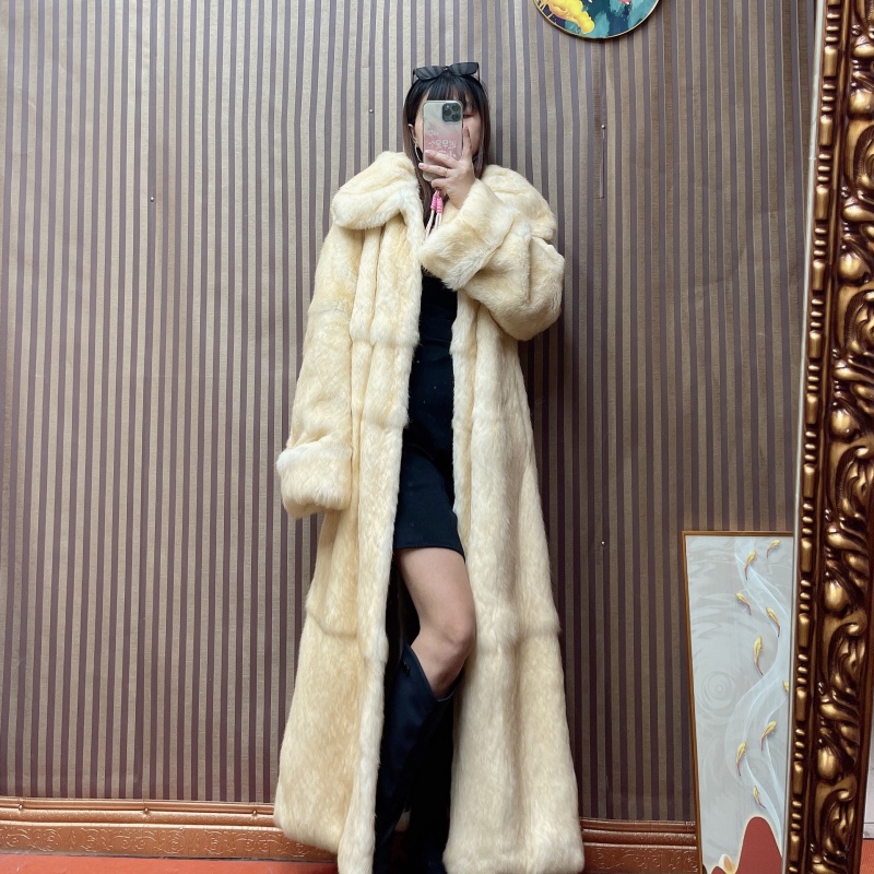 进口安哥拉兔毛皮艹大衣女秋冬长款挽袖大裙摆2024新皮毛一体外套