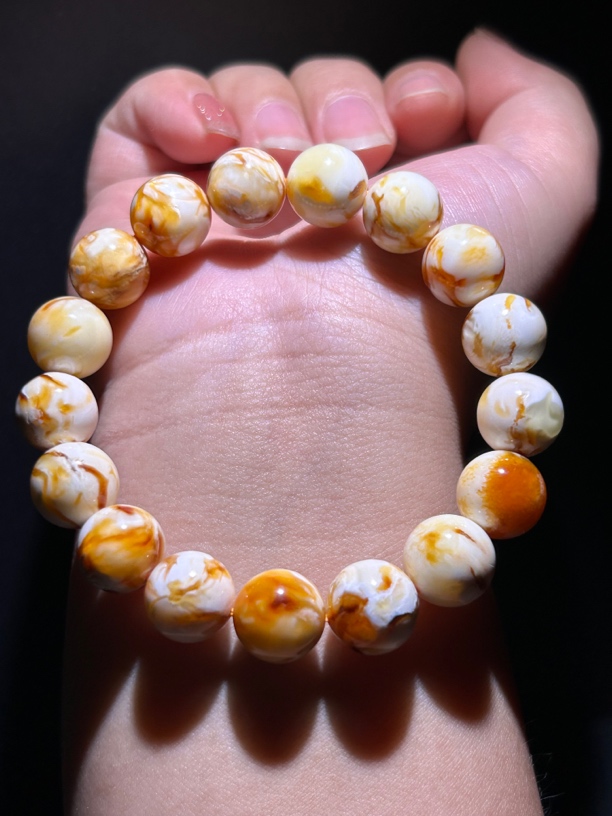 精品纯天然琥珀蜜蜡手串尺寸12.3 mm收藏品哦