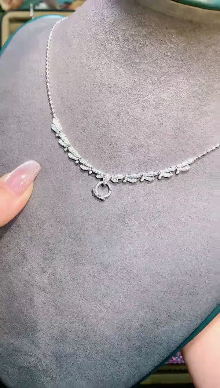 【闪购商品】钻石项链18K金镶嵌0.652ct/天然宝石/七天无理由