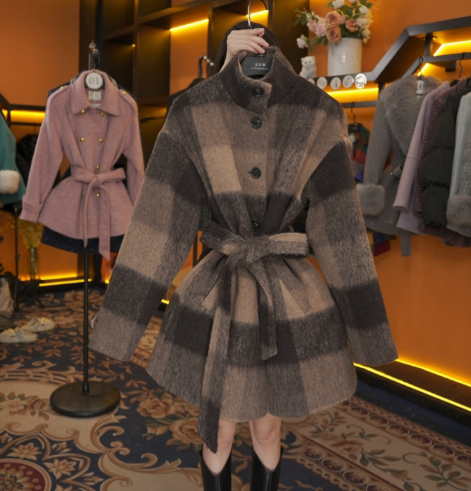 【泽天专属】白鸭绒羽绒服冬季设计师收腰外套LOVES-A1502