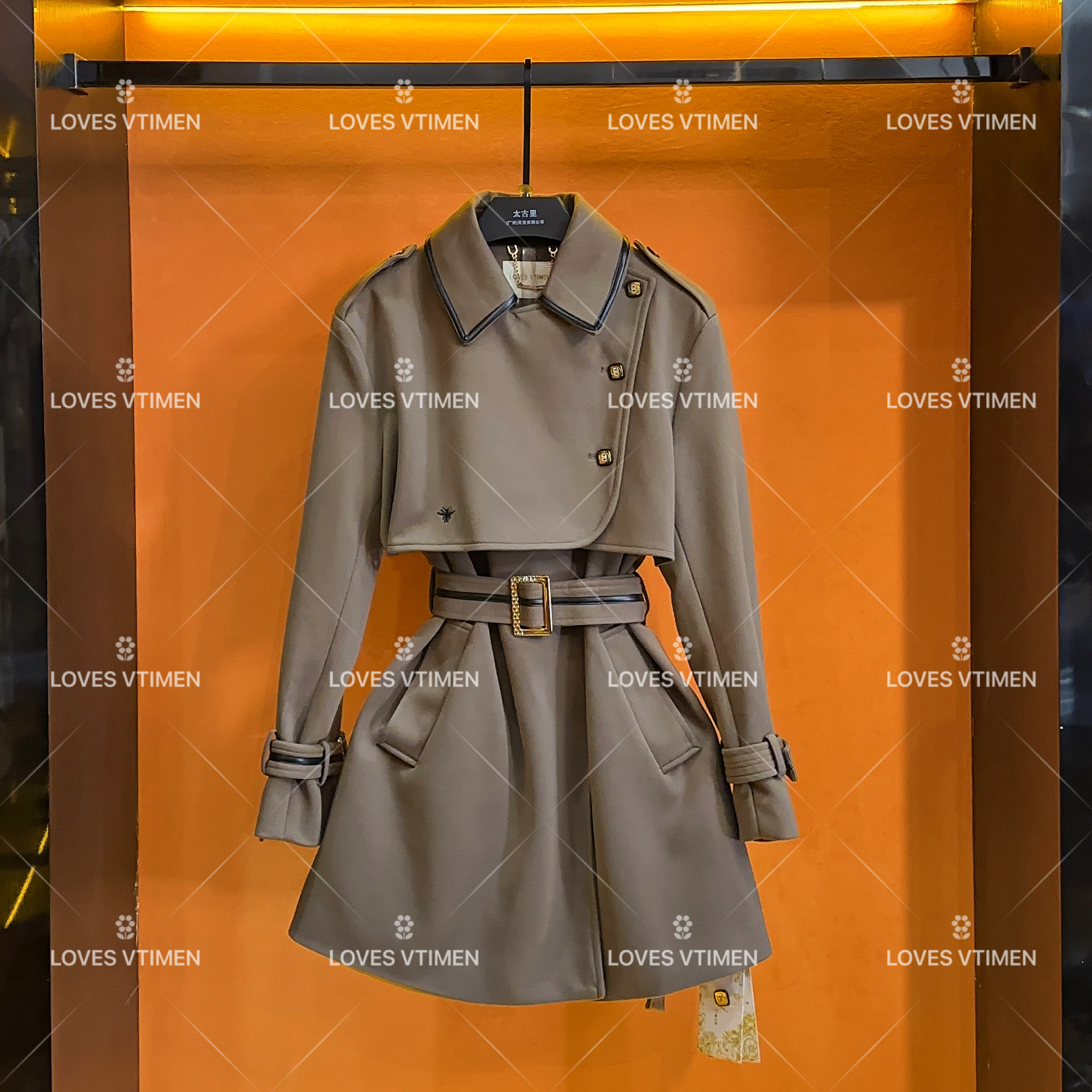 【小鬼专属】设计师款法式高级感时尚休闲收腰显瘦外套LOVES-A319