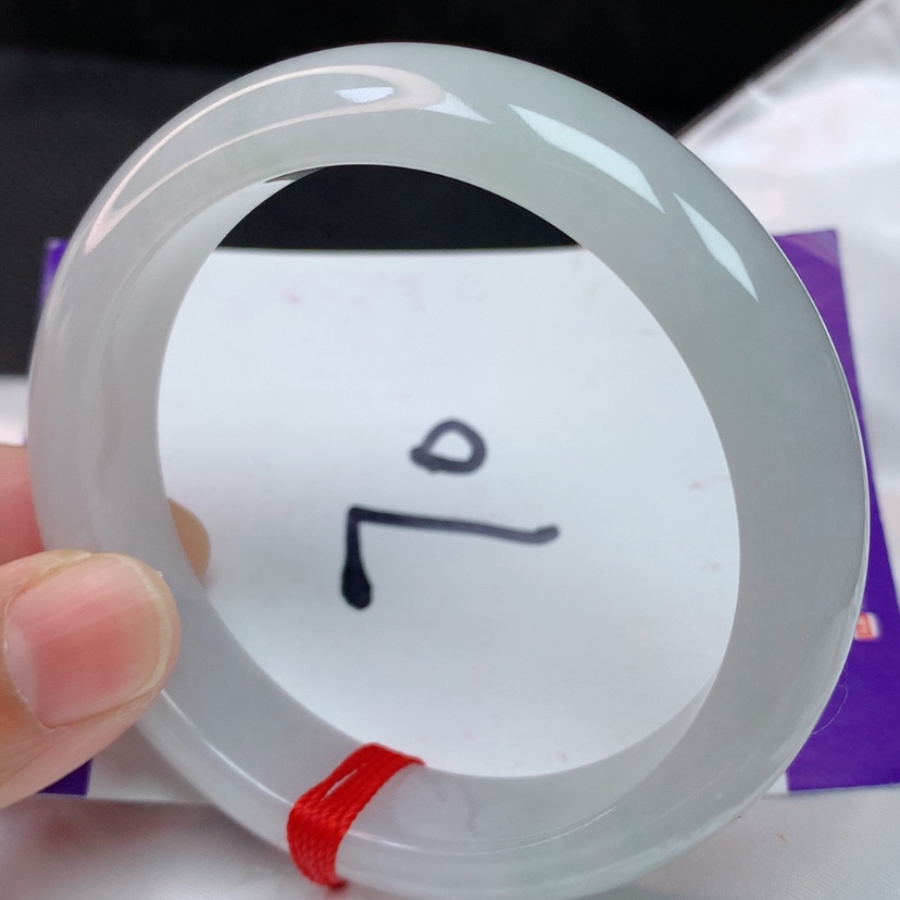 【闪购商品】翡翠手镯未镶嵌55+