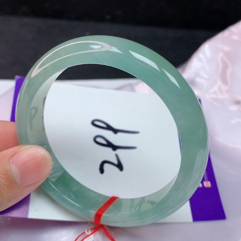【闪购商品】翡翠手镯未镶嵌54+
