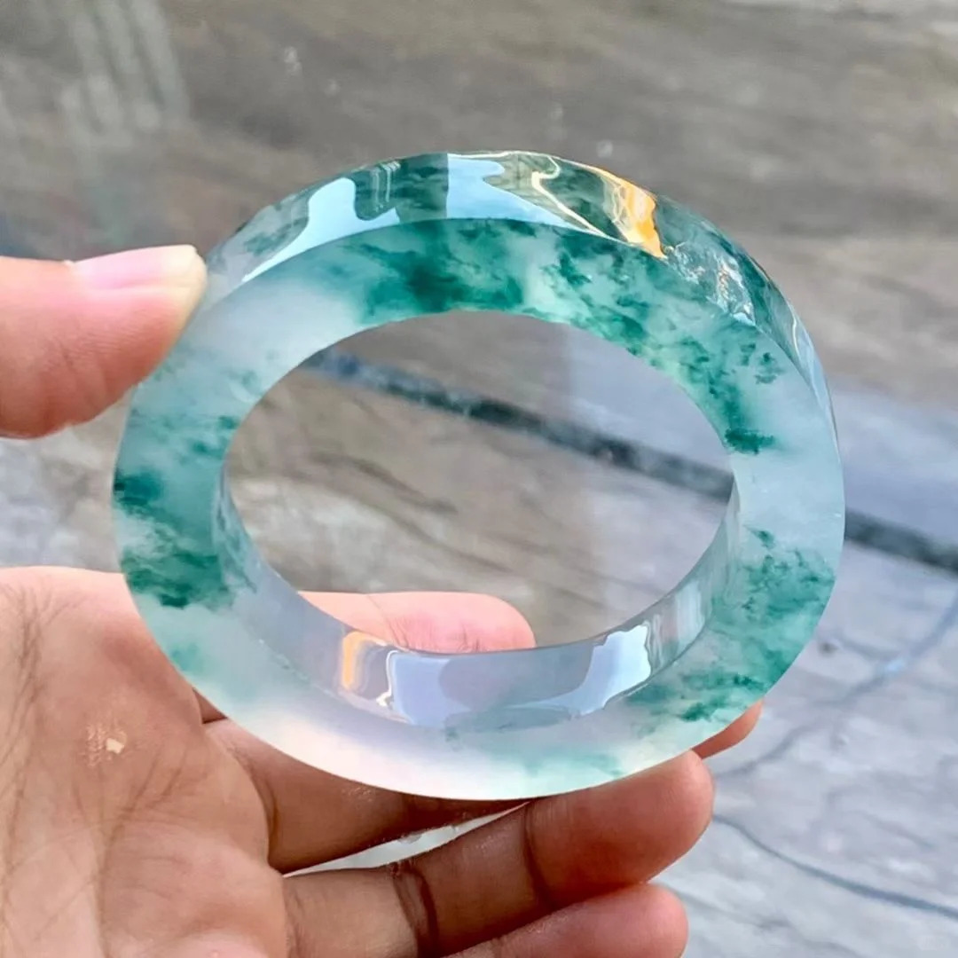 天然翡翠飘花手镯定制 远山近黛 近水含烟