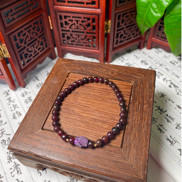 苏纪石舒俱来钻切K金老矿石榴石手串 多样性发一/S803 【特惠专享】