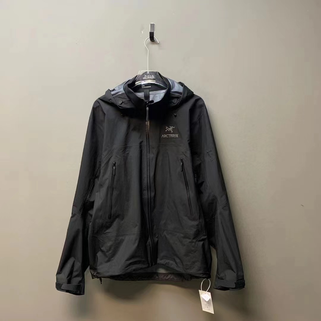 Arcteryx 始祖鸟/07613/Beta Ar黑色硬壳冲锋衣 98新 内里氧化 M