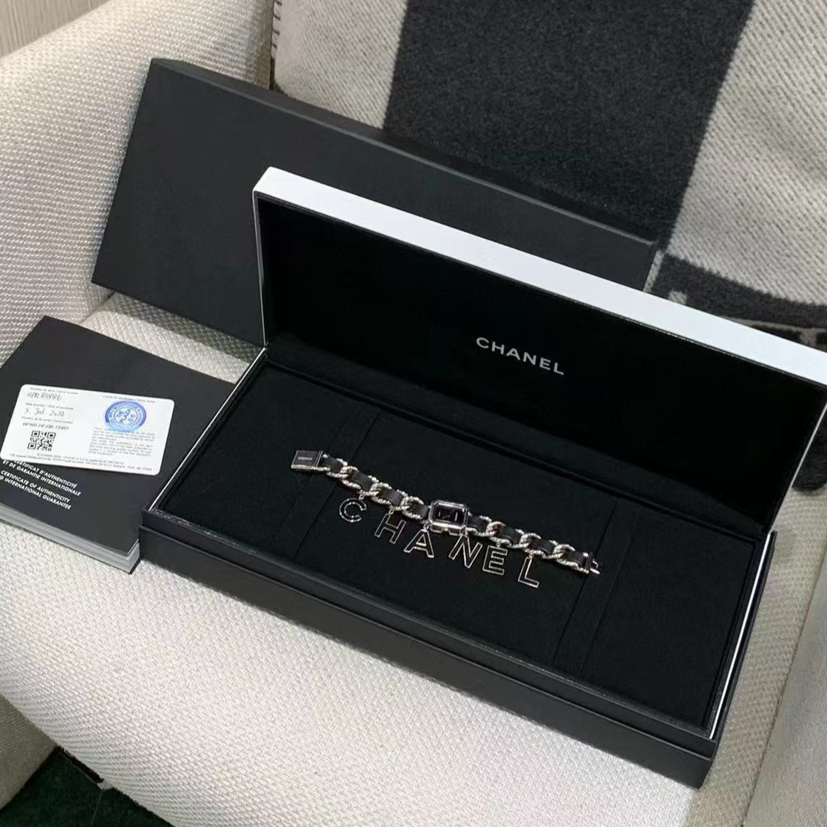 95新  chanel/手表/8205