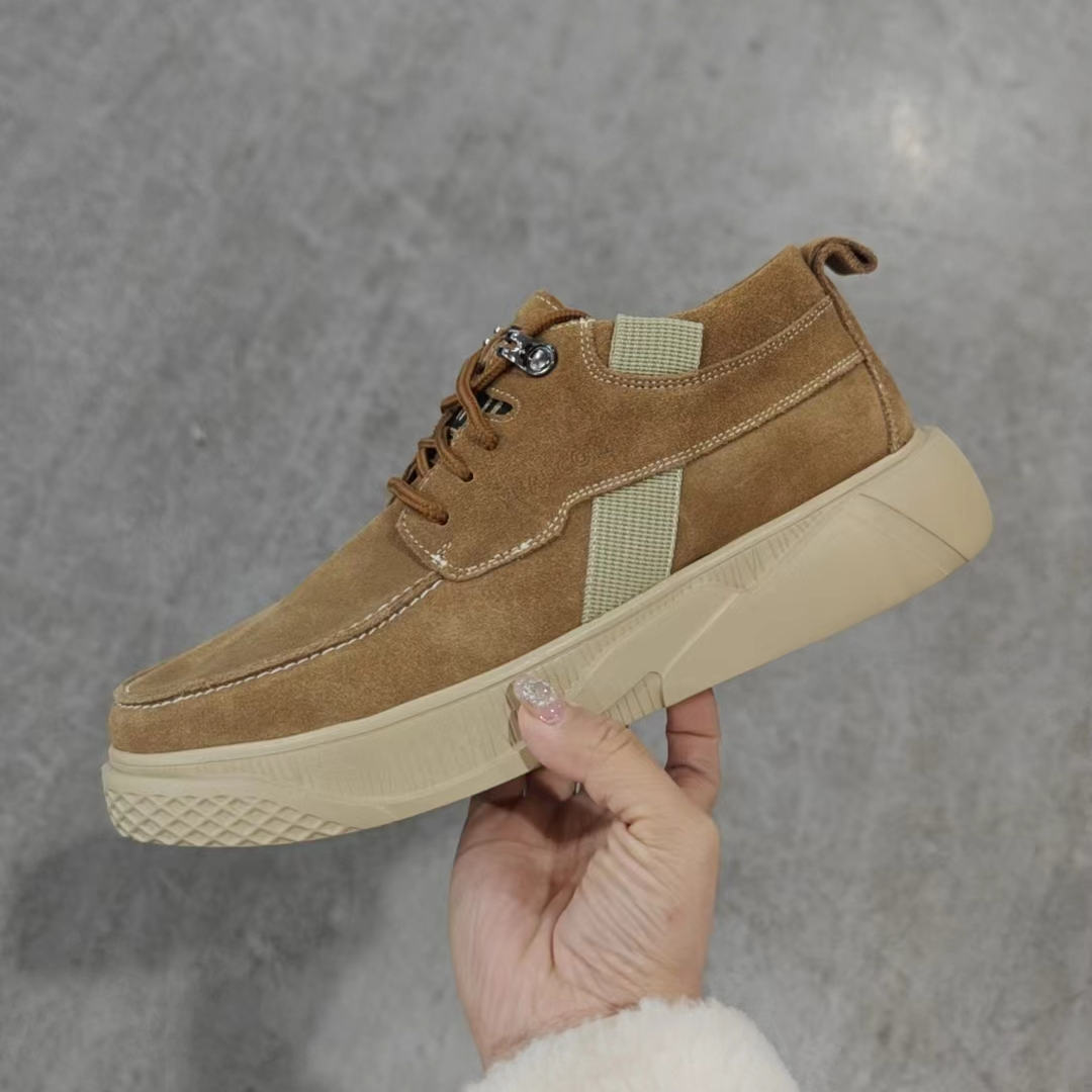 【康】男士时尚百搭轻便软底休闲皮鞋374