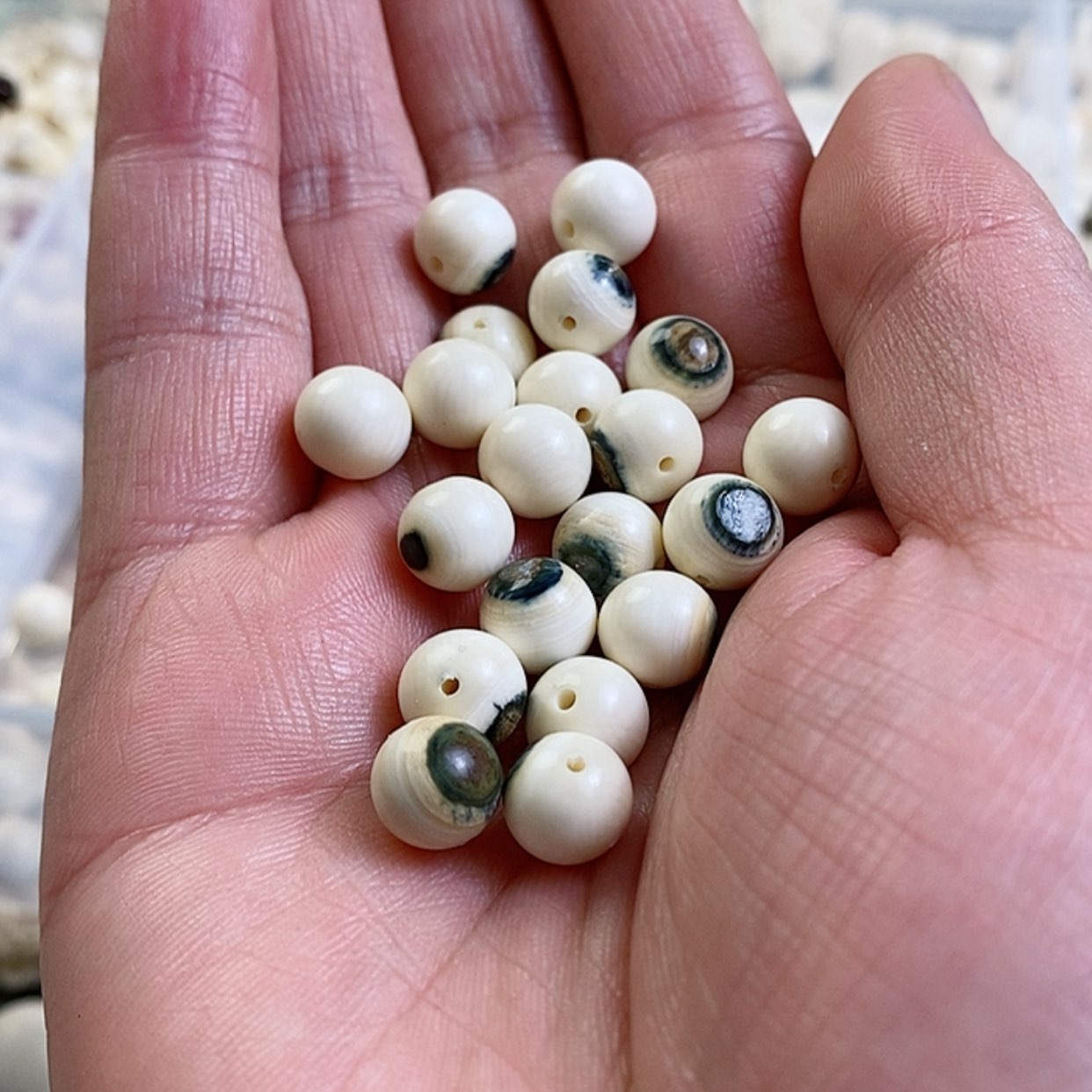 【闪购商品】桃核吊坠欢**?