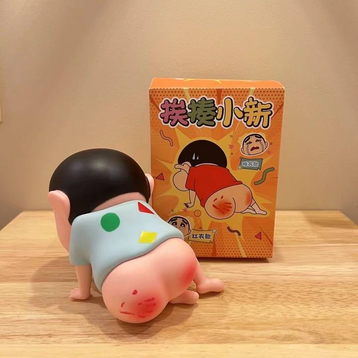 中号光pp挨揍小新emo蜡笔小新可爱礼物家居桌面摆件高端创意摆设