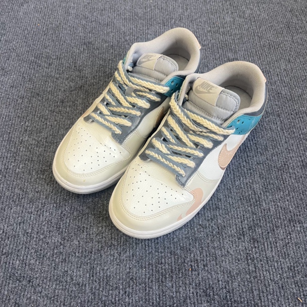 39码/定制球鞋/dunk low 灰白/9新/二手无盒/