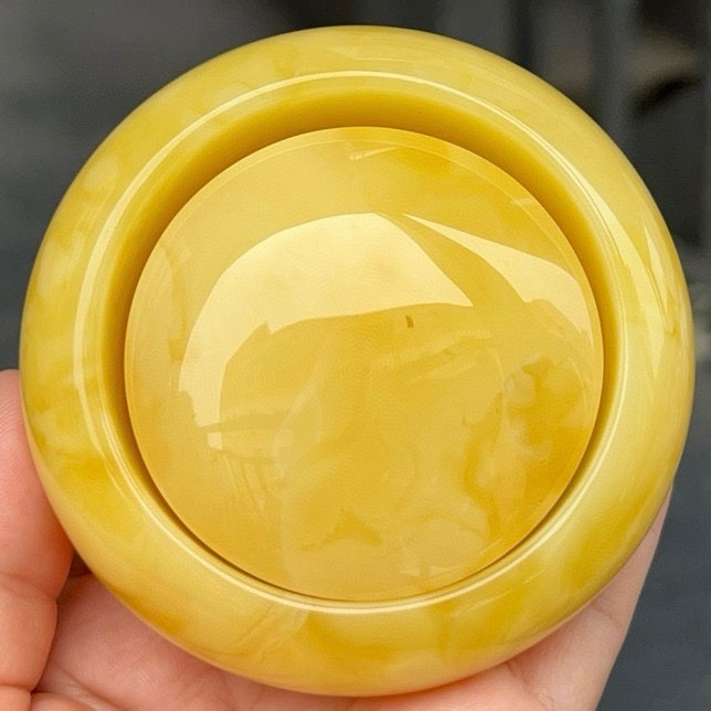 精美鸡油黄蜜蜡手镯59.7圈口