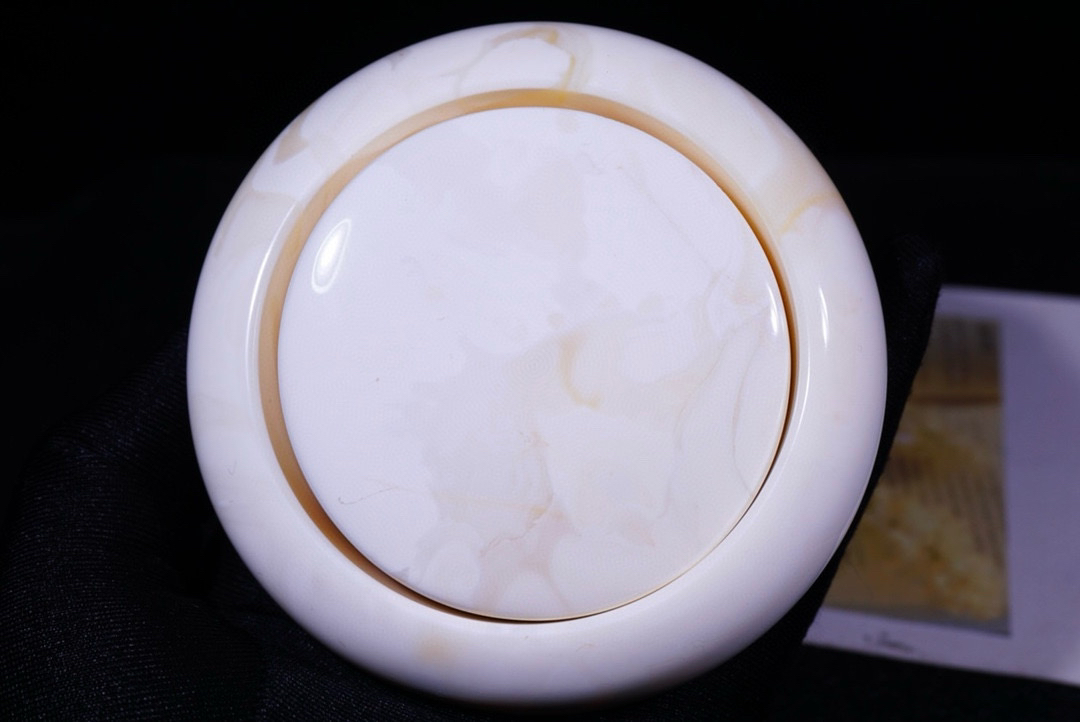 天然琥珀蜜蜡白蜜手镯女士白手镯