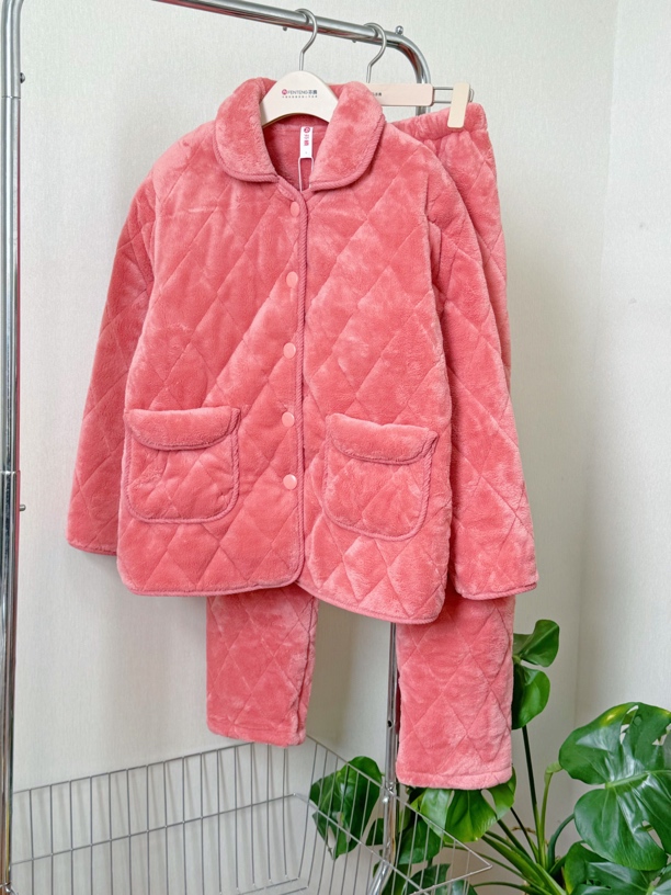 芬腾商场款冬季夹棉睡衣女士加厚三层珊瑚绒棉袄妈妈款家居服套装