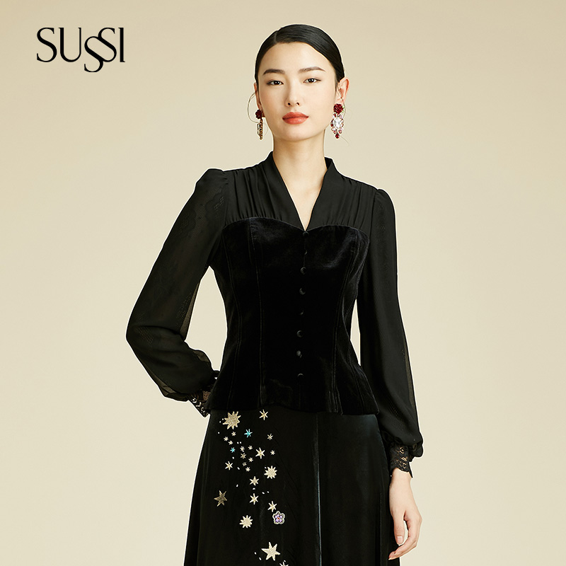 SUSSI/古色22冬季新品商场同款黑色V领前中钉扣泡泡长袖上衣女