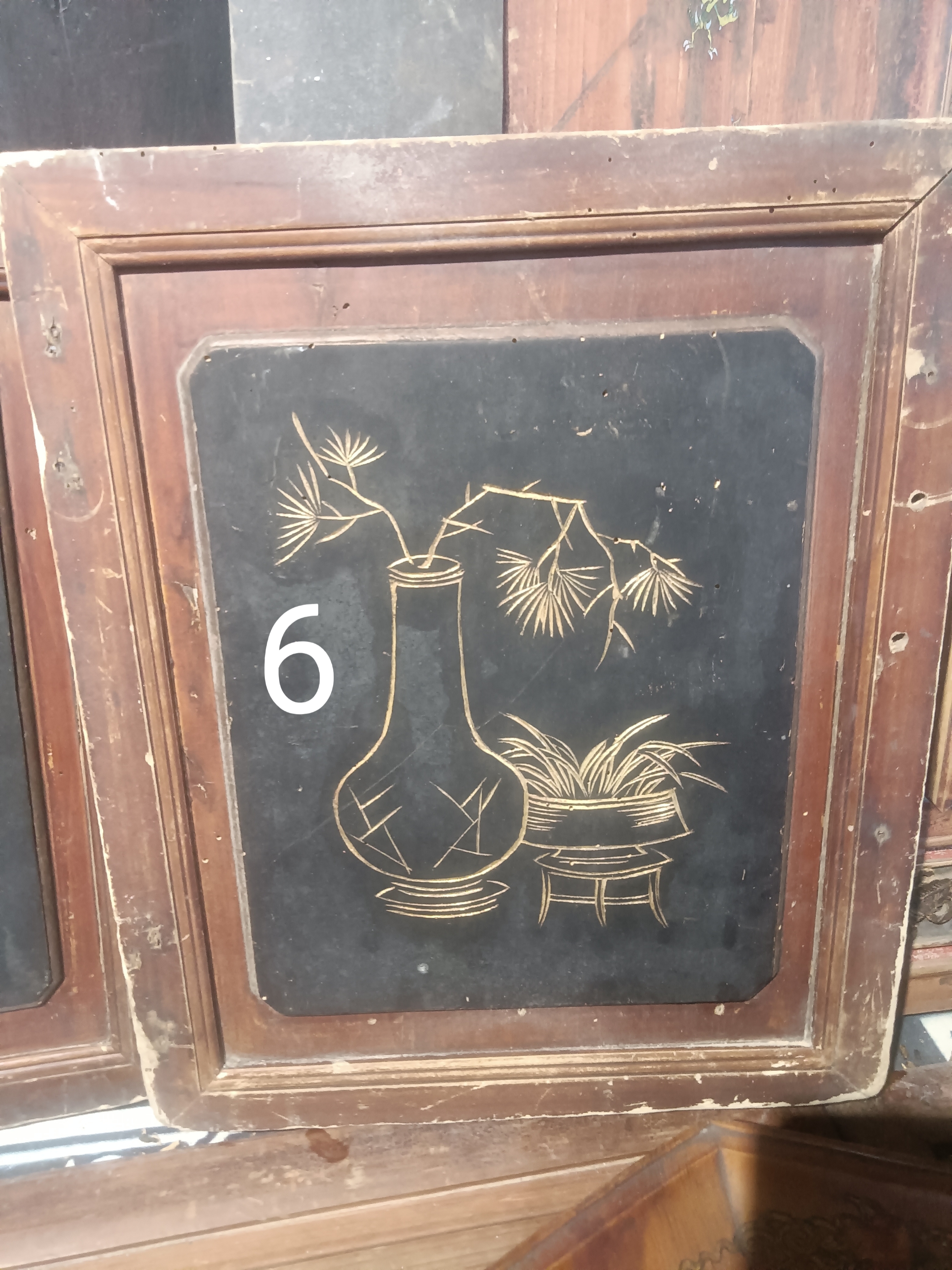 精美兰花图案雕刻