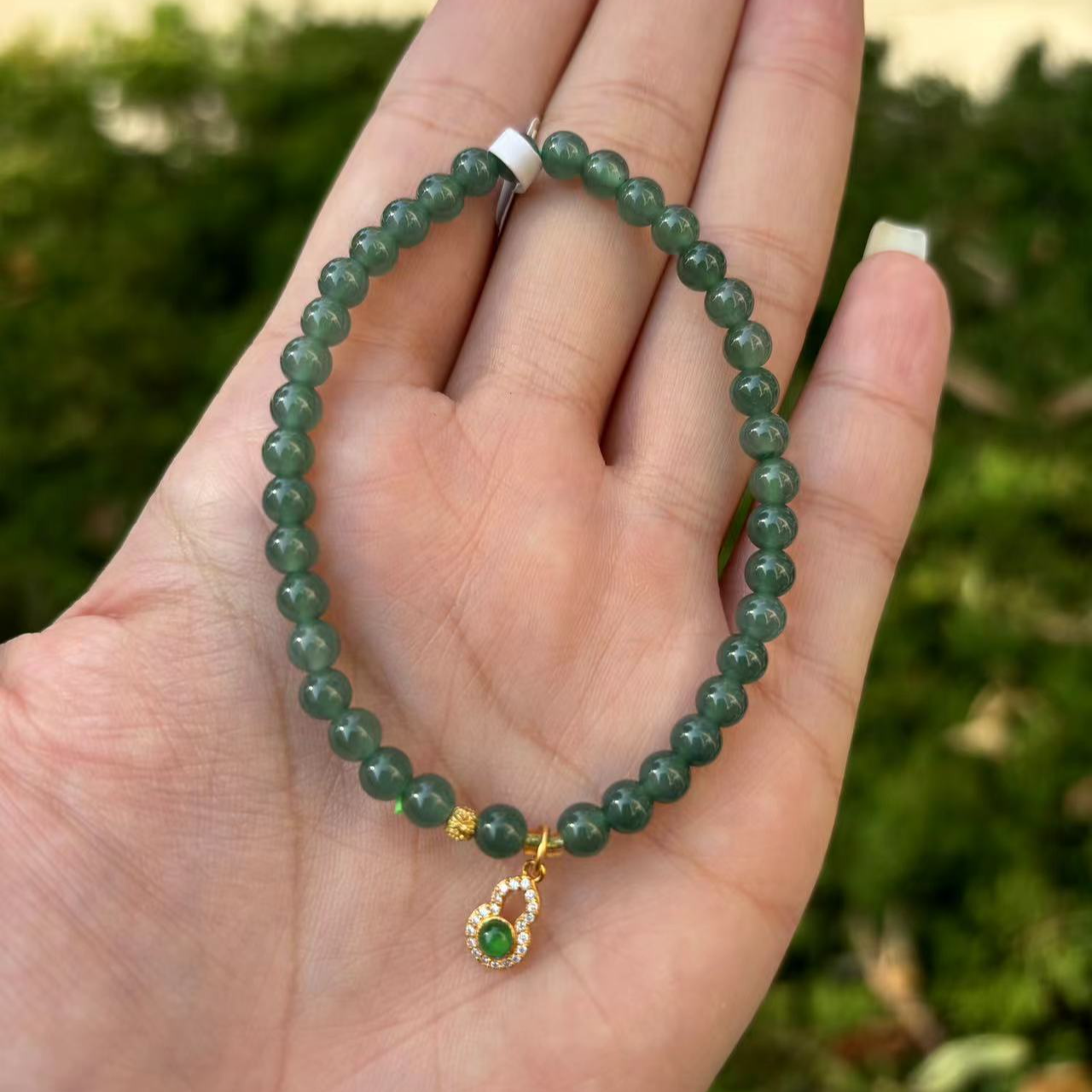 天然原创翡翠单圈手链