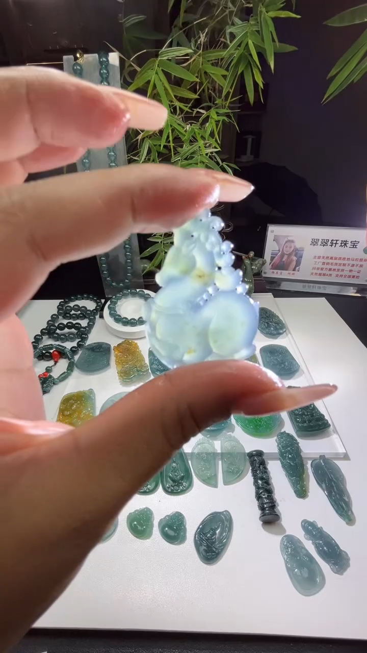 【闪购商品】定制翡翠未镶嵌马
