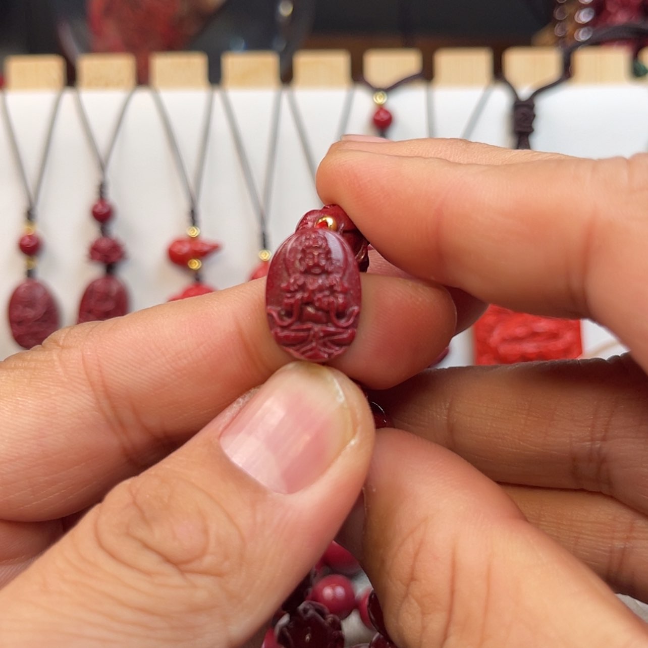 【闪购商品】辰砂（处理）人***客