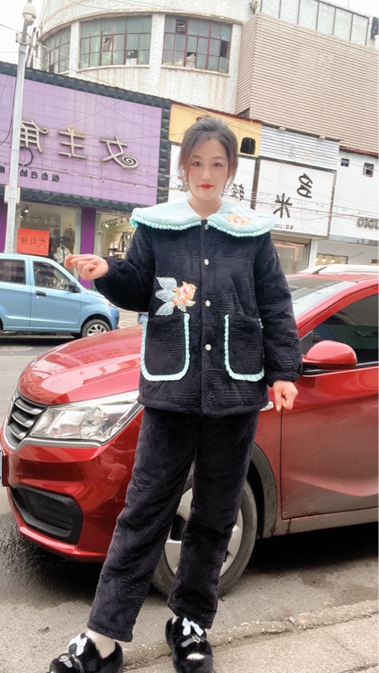 女冬季加厚保暖甜美家居服套装