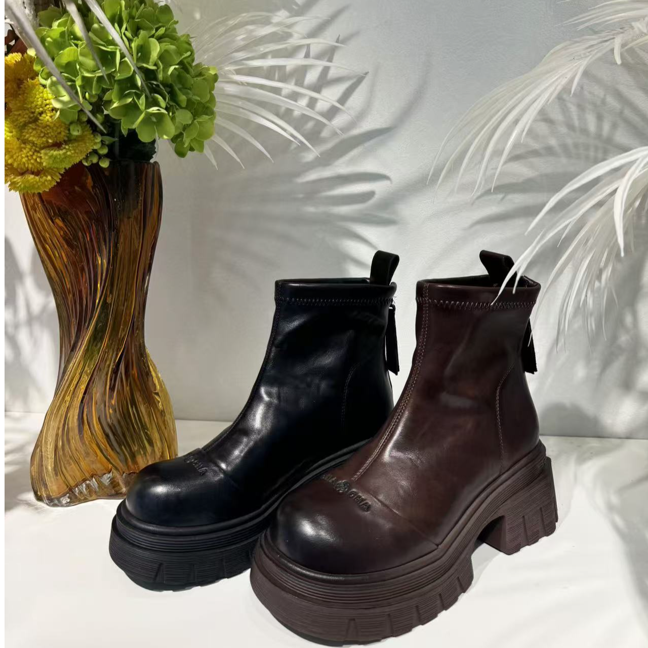 【新疆包邮】厚底全皮加绒短靴女鞋时尚百搭高级短靴3712