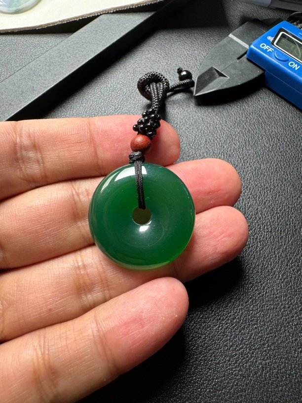 缅甸天然玉髓平安扣